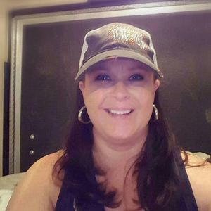 Meet your Posher, Vickie